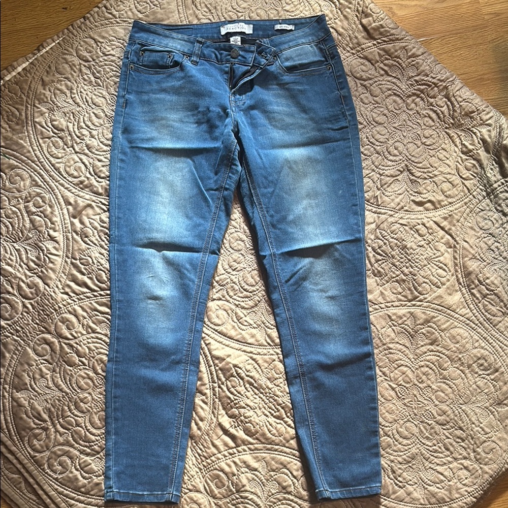 Kenneth Cole Reaction Women's Blue Skinny Jeans